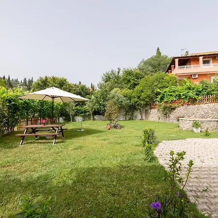 Apartament Lazaros