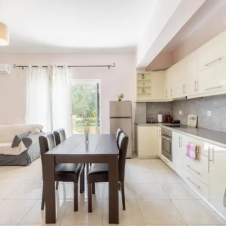 Apartament Lazaros Gouvia